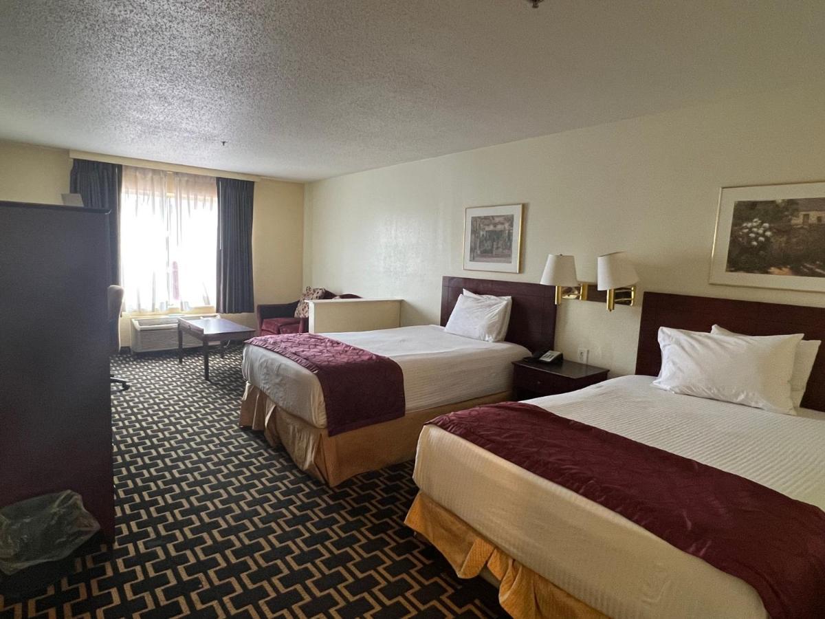 Budgetel Inns & Suites Fairfield Exterior foto